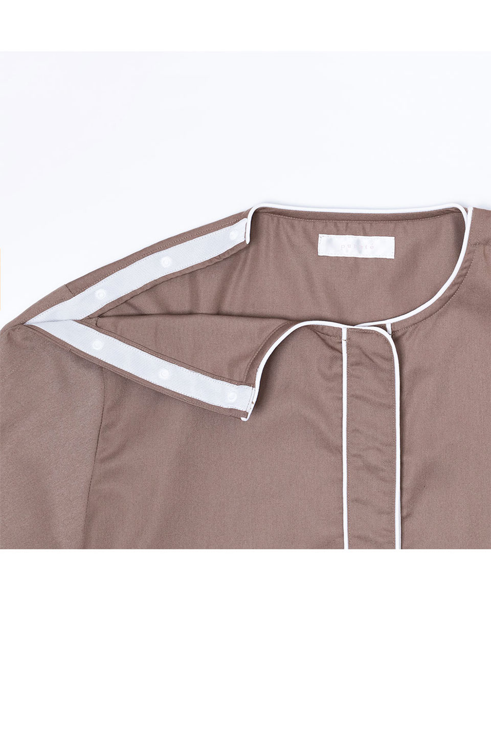 【B02】タックプリーツ分娩着