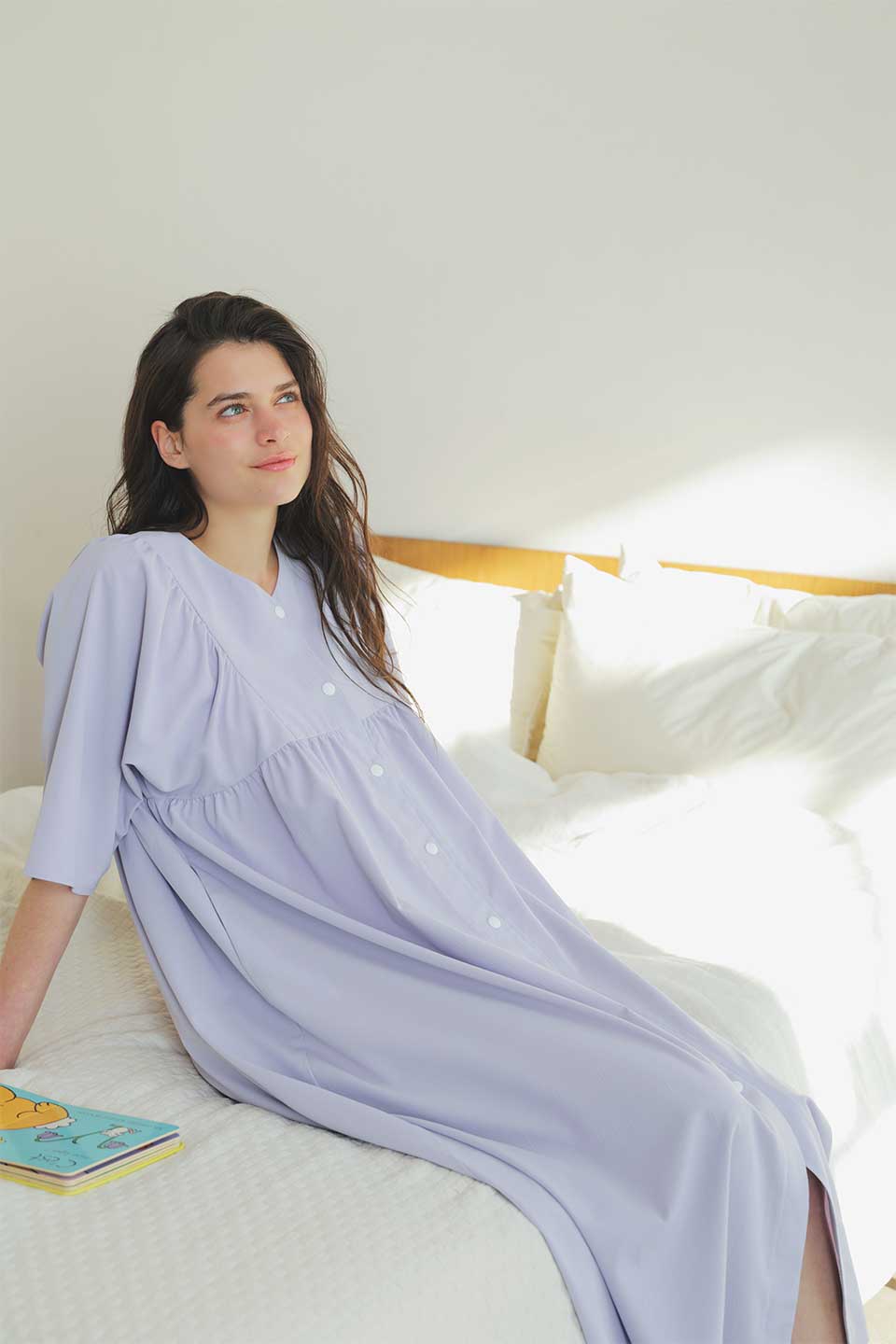 【P05】Vネックギャザー院内着