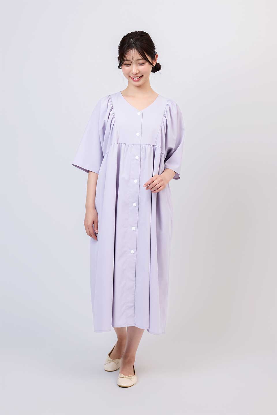 【P05】Vネックギャザー院内着
