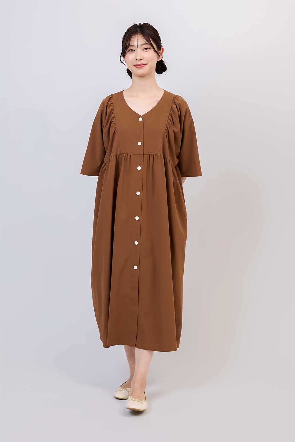 【P05】Vネックギャザー院内着