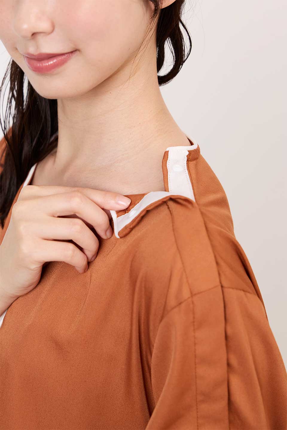 【B02】タックプリーツ分娩着