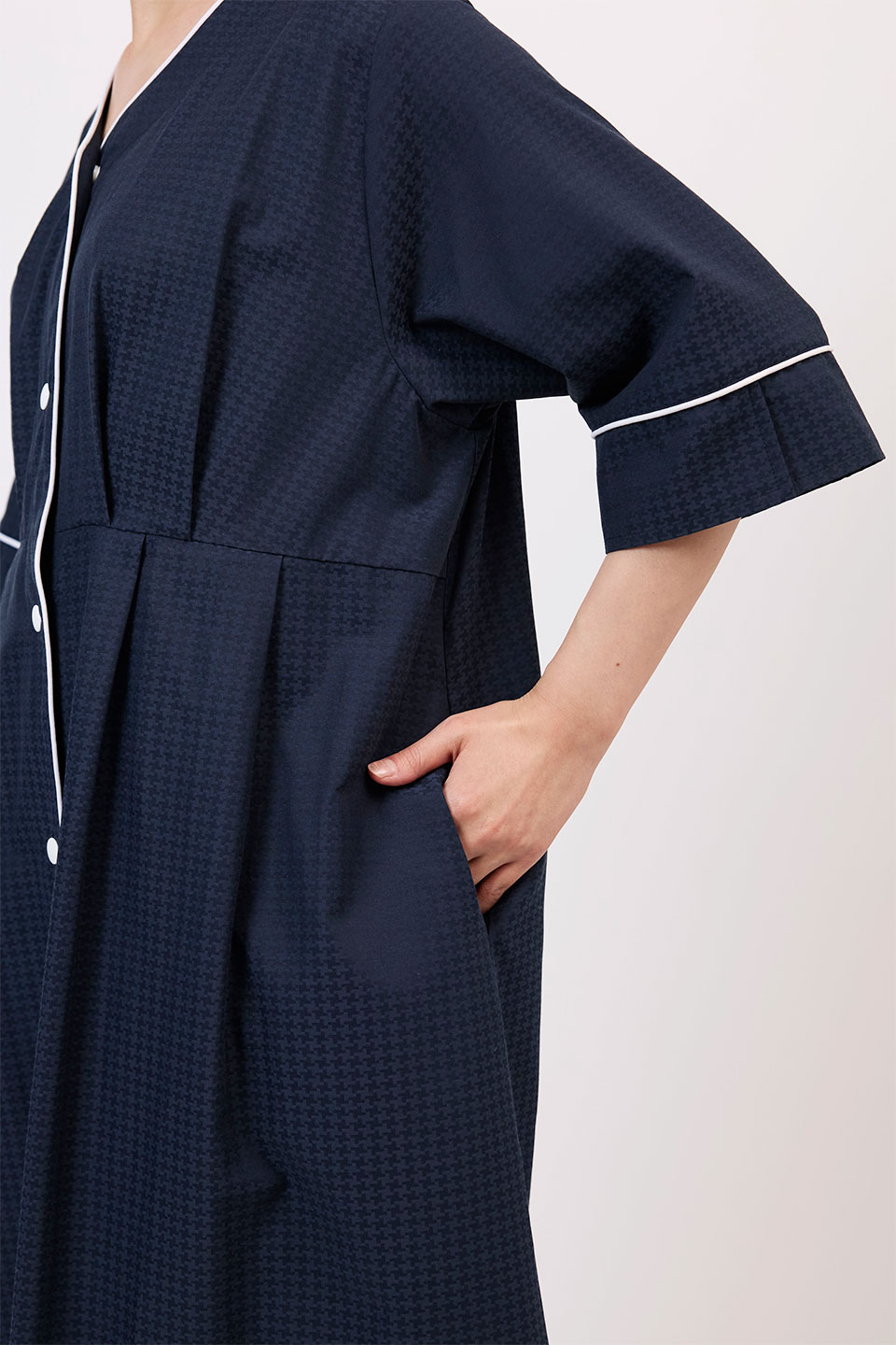 【P08】タックフレア院内着