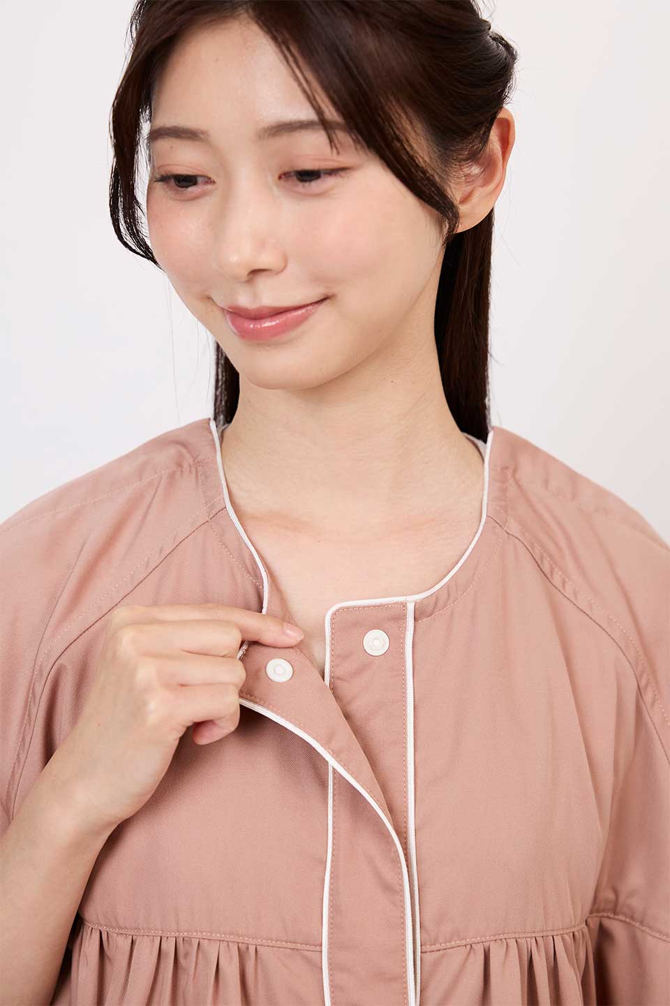 【B03】ティアードギャザー分娩着