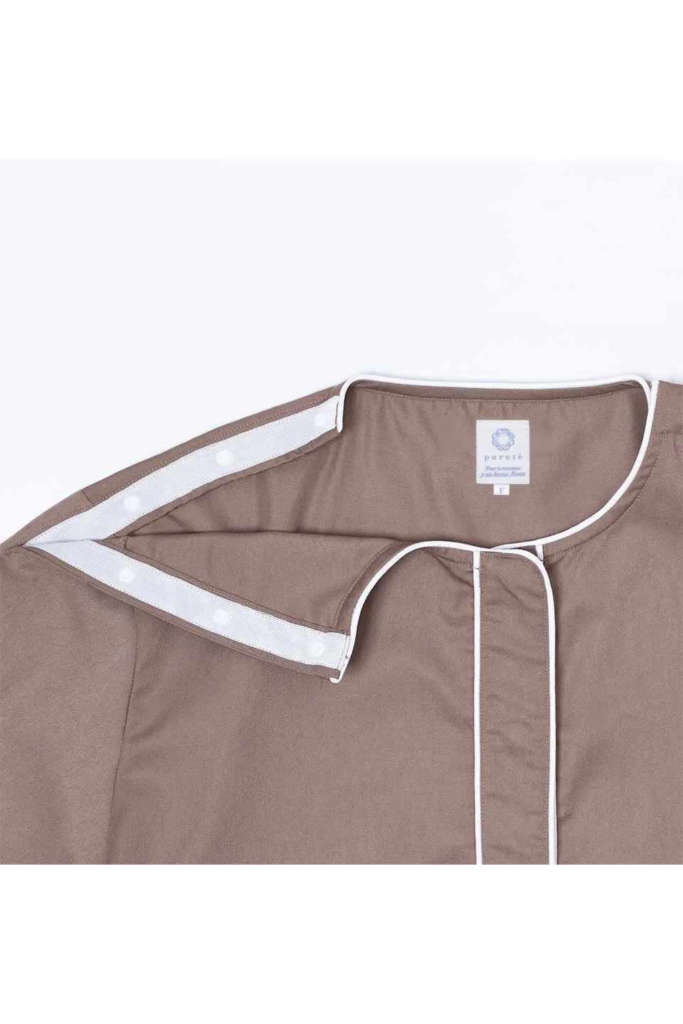 【B02】タックプリーツ分娩着